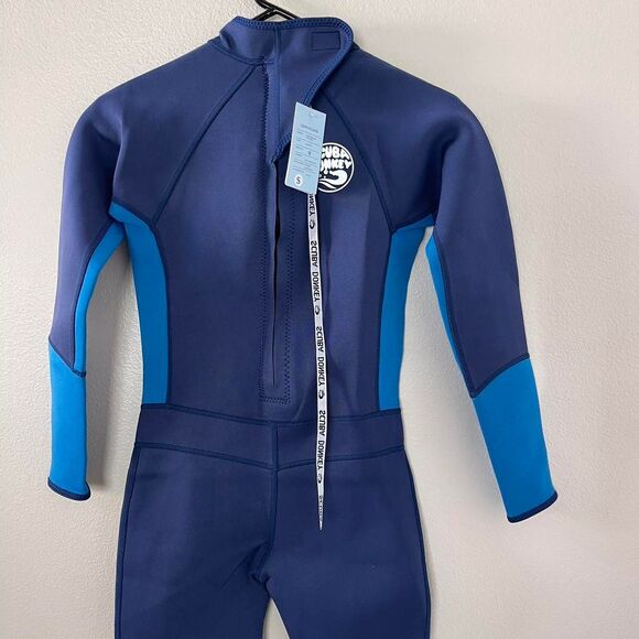 NWT 1.5 mm Neoprene Women’s Blue and Navy Shorty Wetsuit size Small - Picture 7 of 8